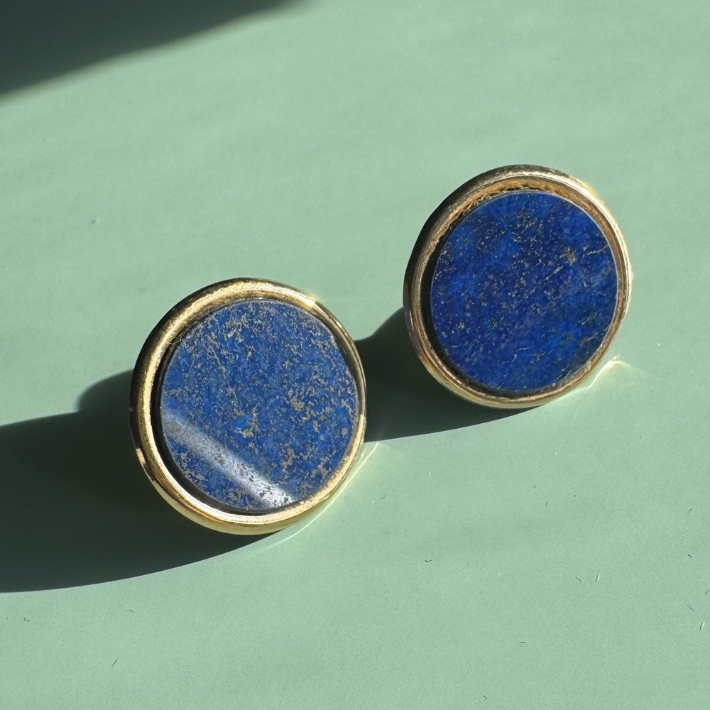 14K yellow gold and Lapis Lazuli circle post earrings 5.1g